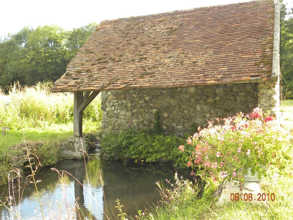 La Boulonne Villa Festigny  Bagian luar foto
